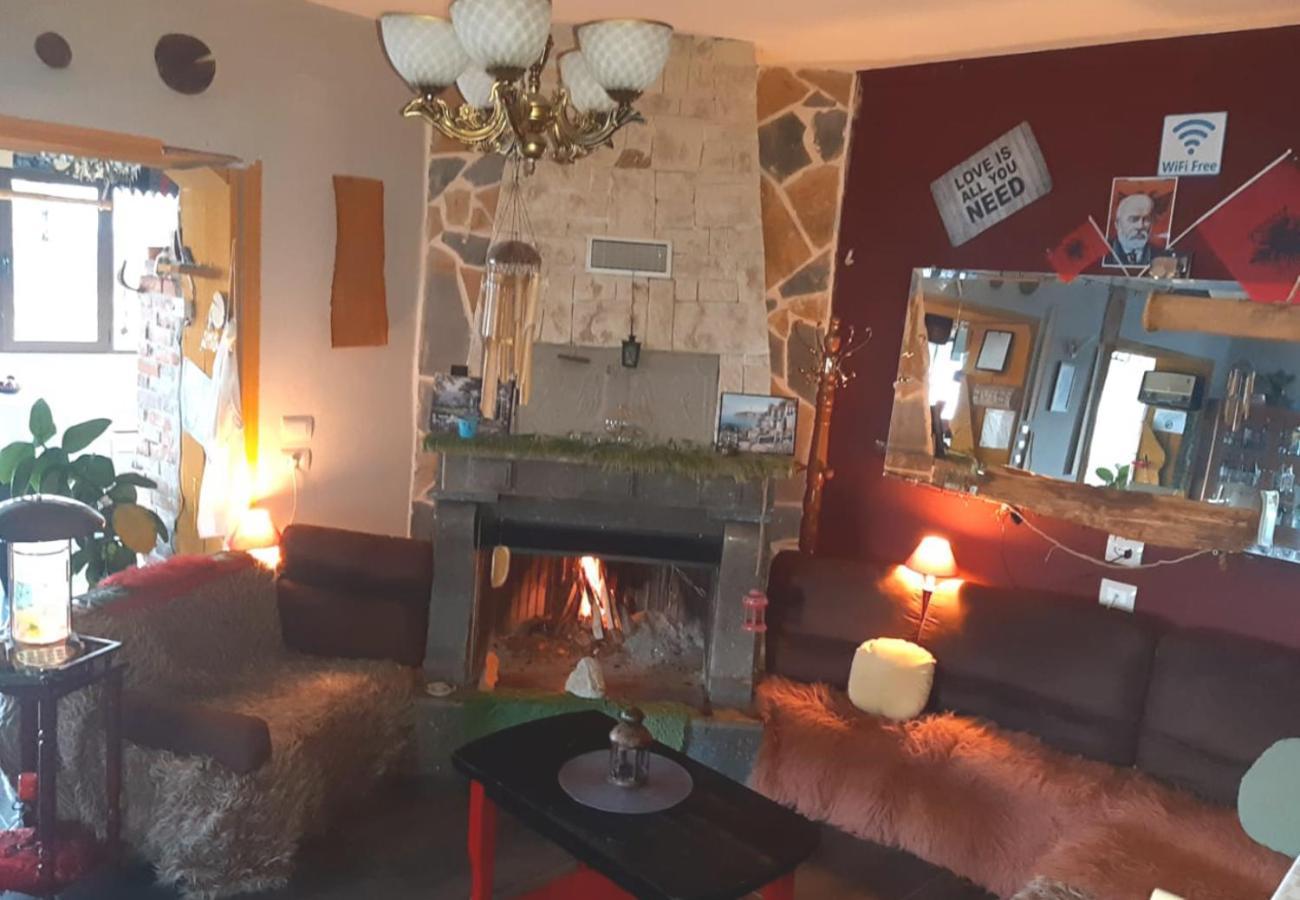 Hotel Villa Stone Dream Bar Restaurant Udenisht Exteriör bild